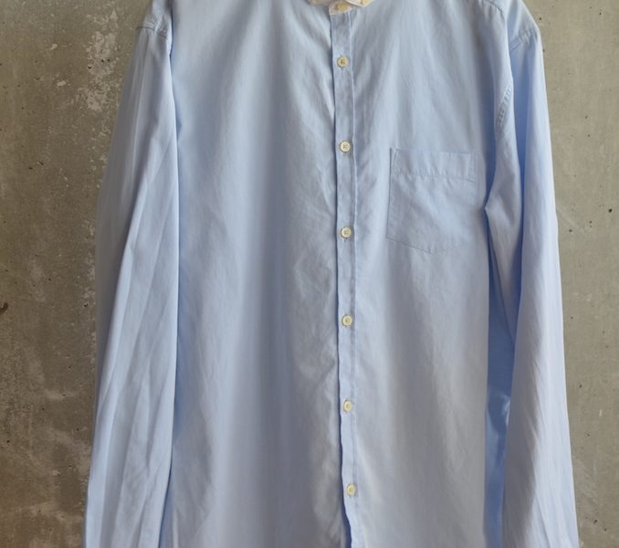 Drykorn Babyblaues Hemd mit weißem Kragen 42