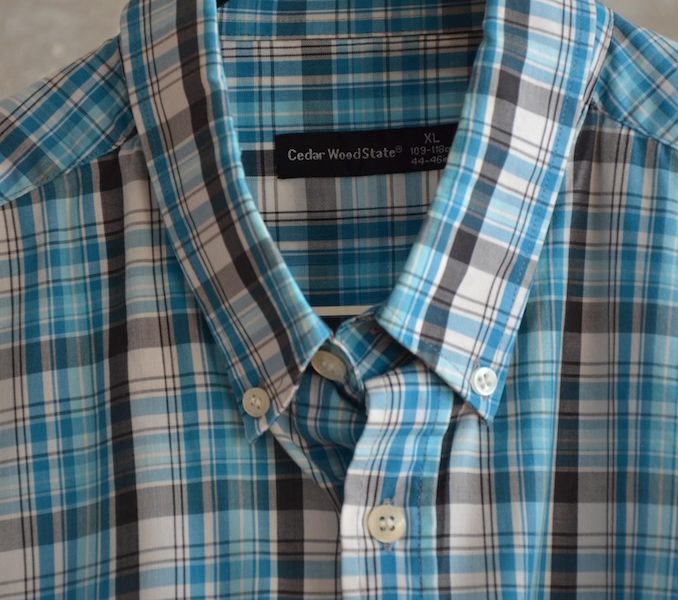 Herren Kurzarm Hemd blau/schwarz/weiß 44-46