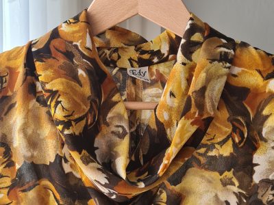 Blumige vintage Bluse