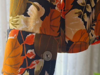 Blumige vintage Langarmbluse